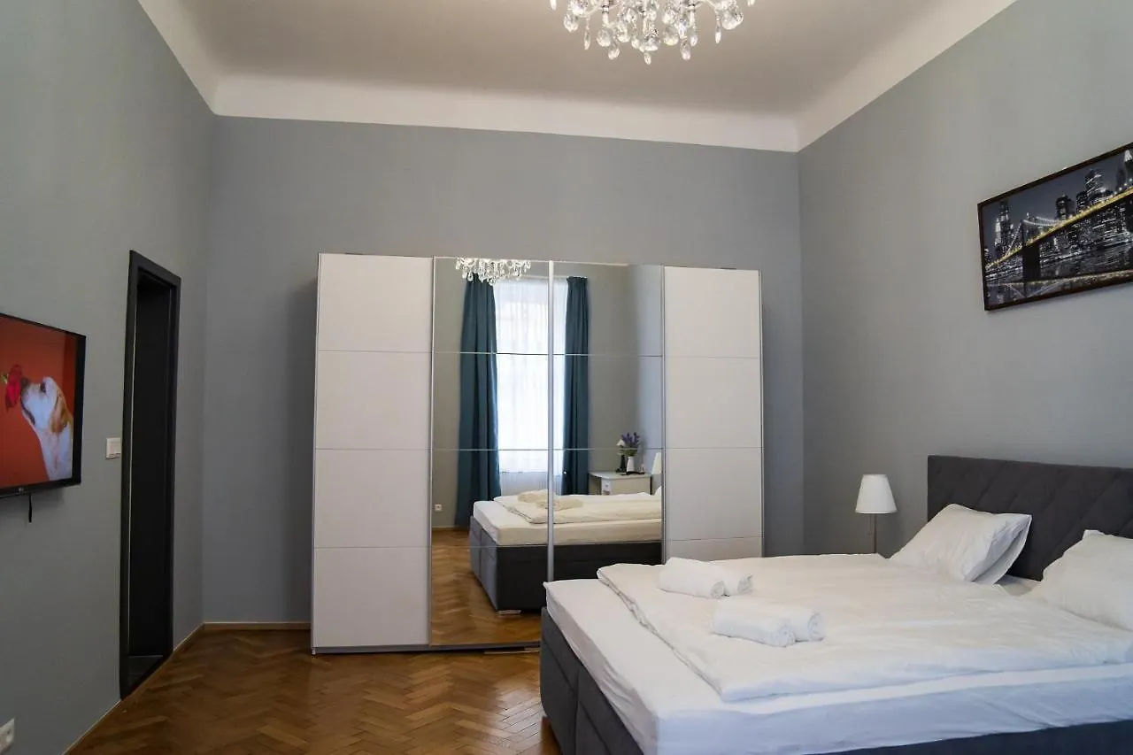 Top Class Apartments In Carlsbad Bulharska Street كارلوفي فاري 0*,